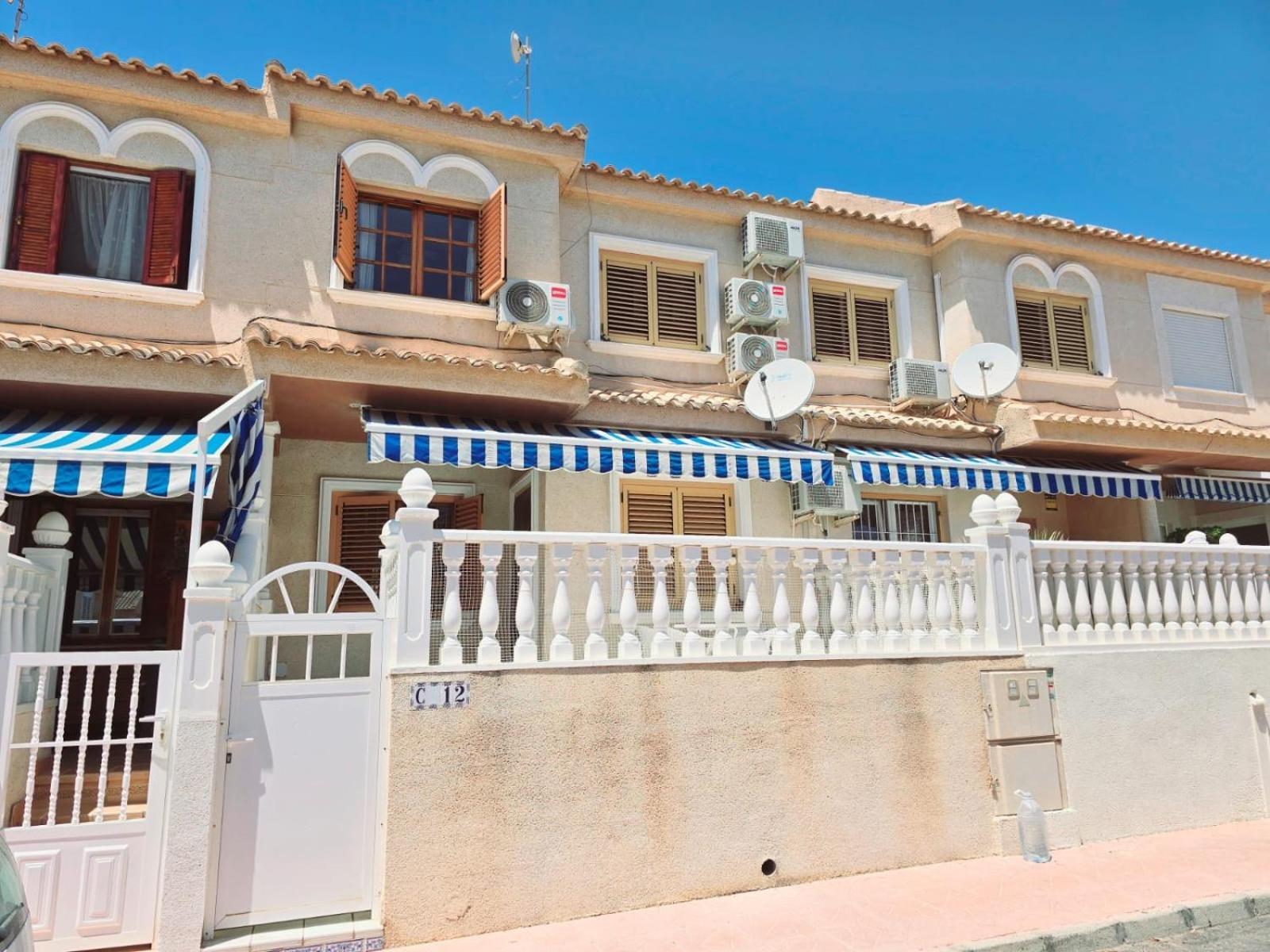 Willa Apartament-Bungalow La Mata Torrevieja Zewnętrze zdjęcie